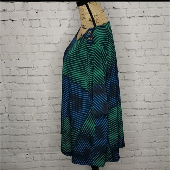 Vintage 90's Geometric Blue Green Flowy Shirt - Picture 4 of 11